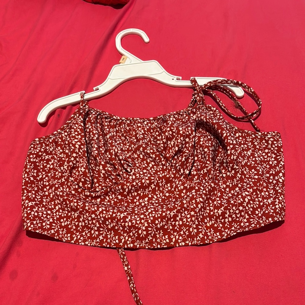 SHEIN Red Floral Tank Top